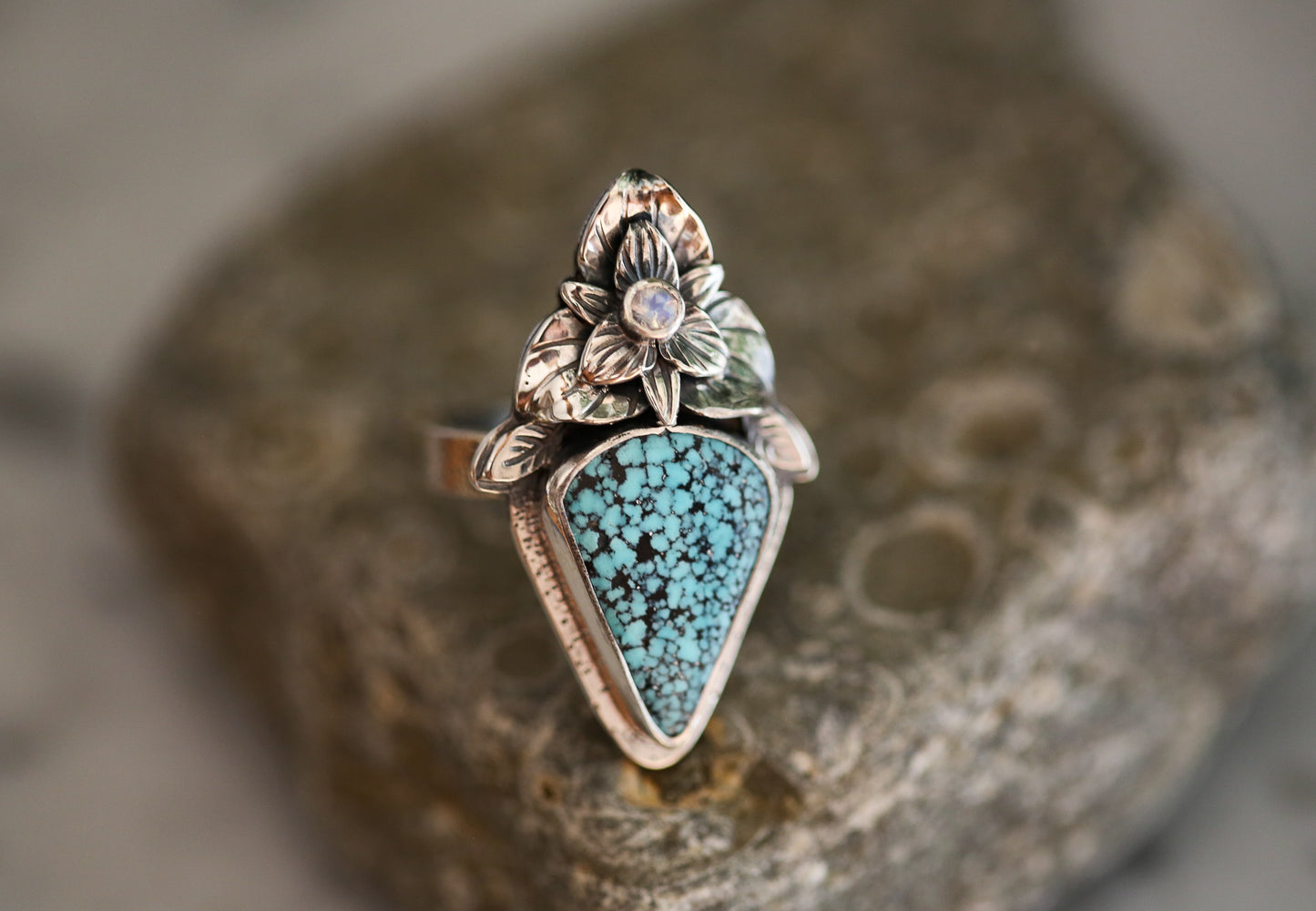 Kingman Turquoise Trillium Ring Size 8.5