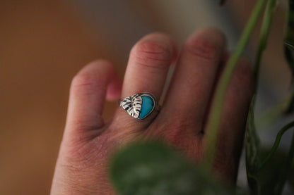 Mini Monstera Ring Size 6